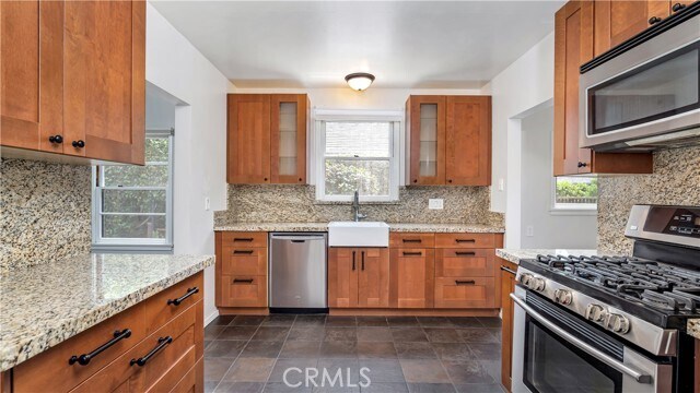 Building Photo - 2118 Greenleaf St