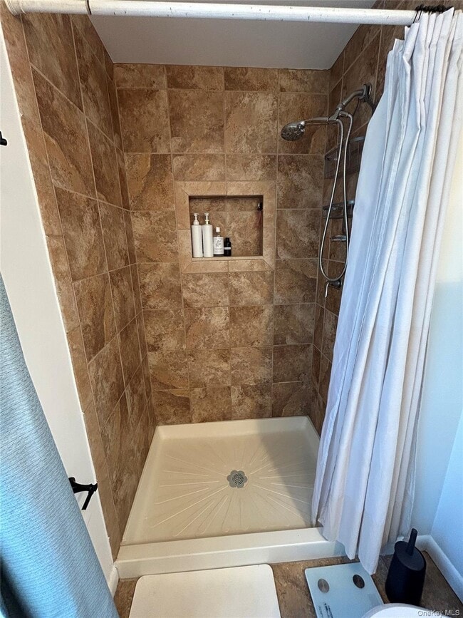 Building Photo - 29 Dale Ave