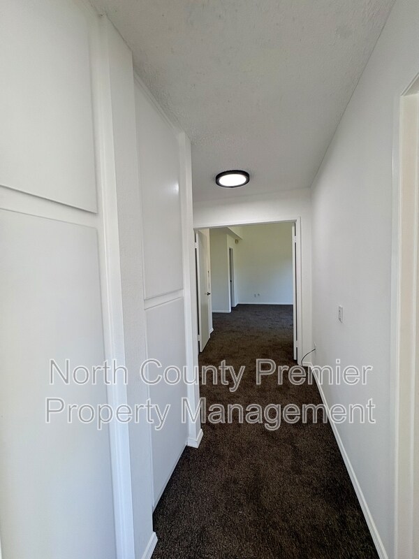Building Photo - 3115 Madera Ct