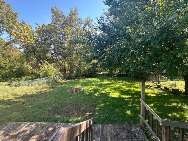 Building Photo - Charming Chilhowee Hills Cottage – Vintage Character Meets Modern Updates, Pets Welcome!