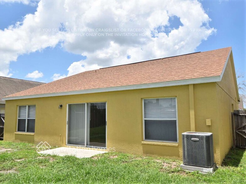 Building Photo - 12310 Dawn Vista Dr