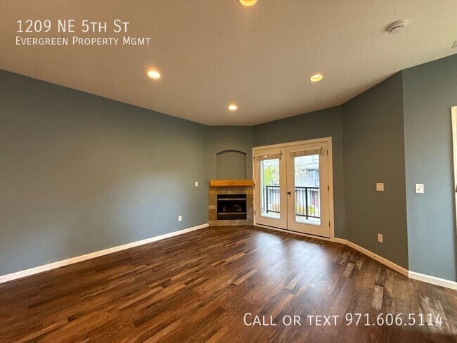 Building Photo - 1209 NE 5th St