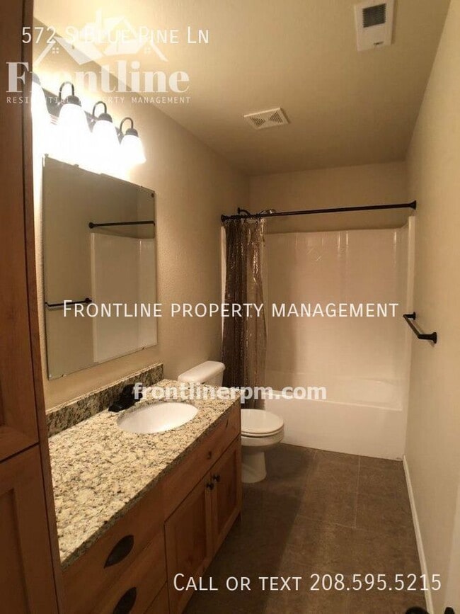 Building Photo - 572 S Blue Pine Ln