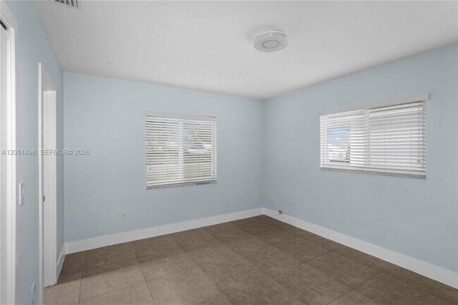 Building Photo - 3171 NW 17th St