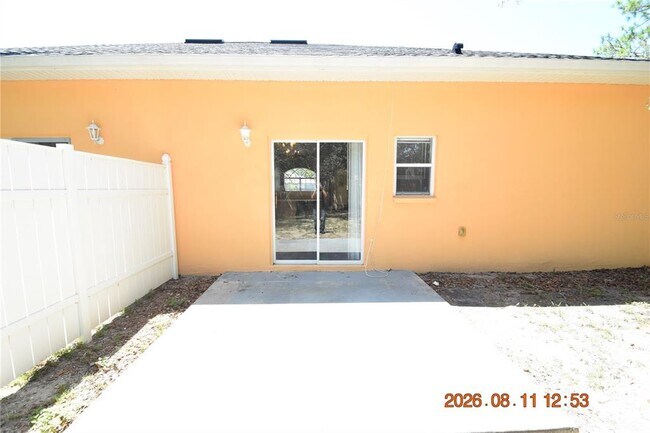 Building Photo - 7411 Canterbury St