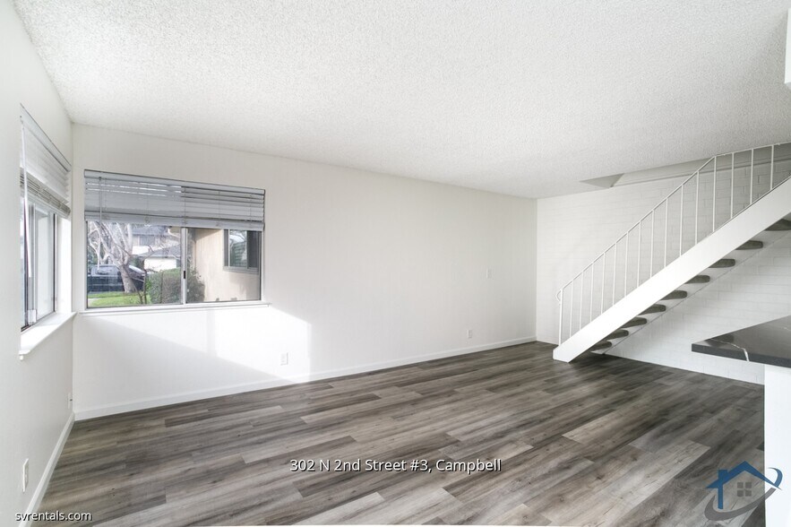 Building Photo - 302 N 2nd St