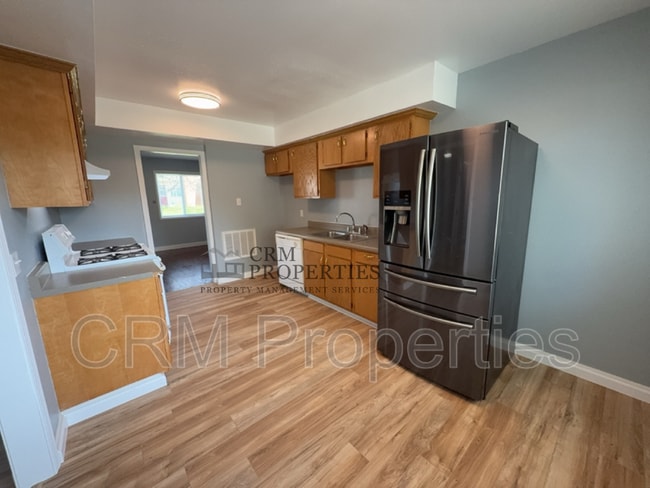 Building Photo - 42024 Hamilton Ct