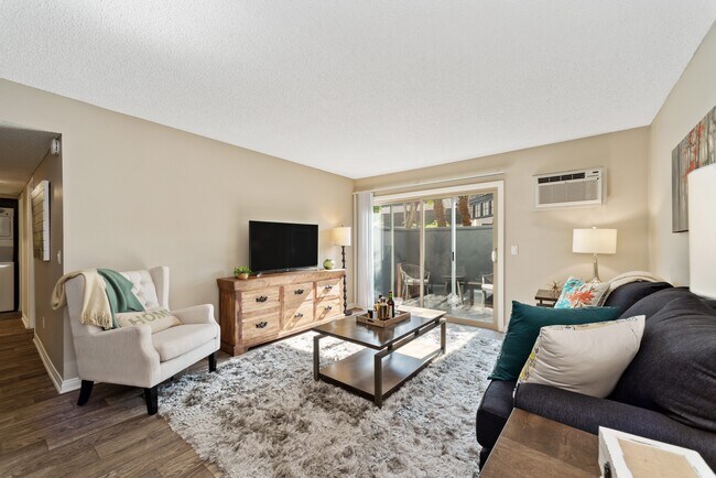 Building Photo - Hills at Hacienda Heights