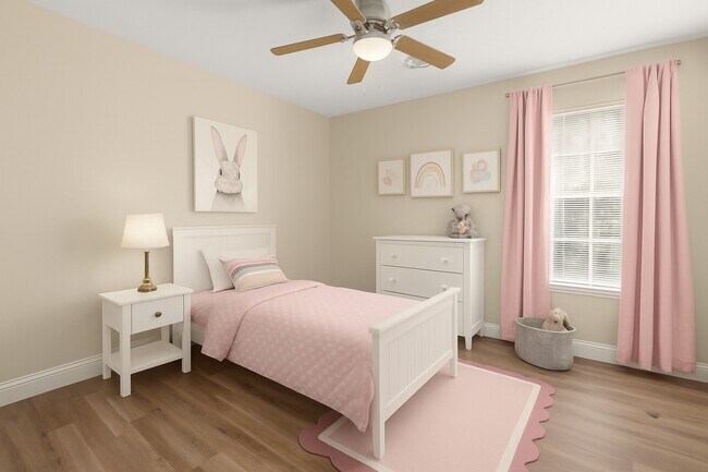 Building Photo - 3803 Redbud Dr