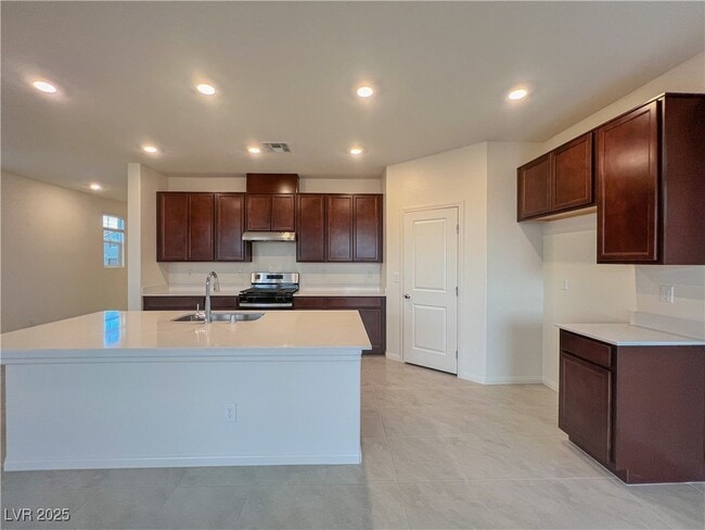 Building Photo - 7226 Saxby Ave