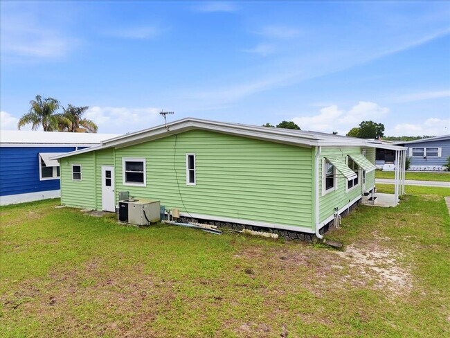 Building Photo - 1798 Fox Hill Dr