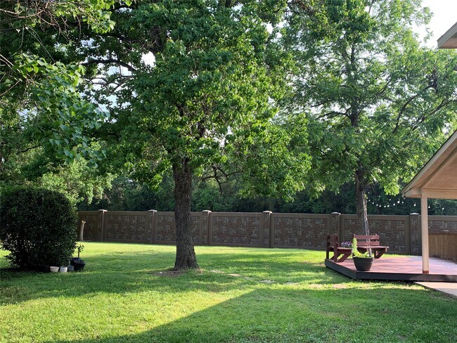 Building Photo - 20703 Riviere Ln