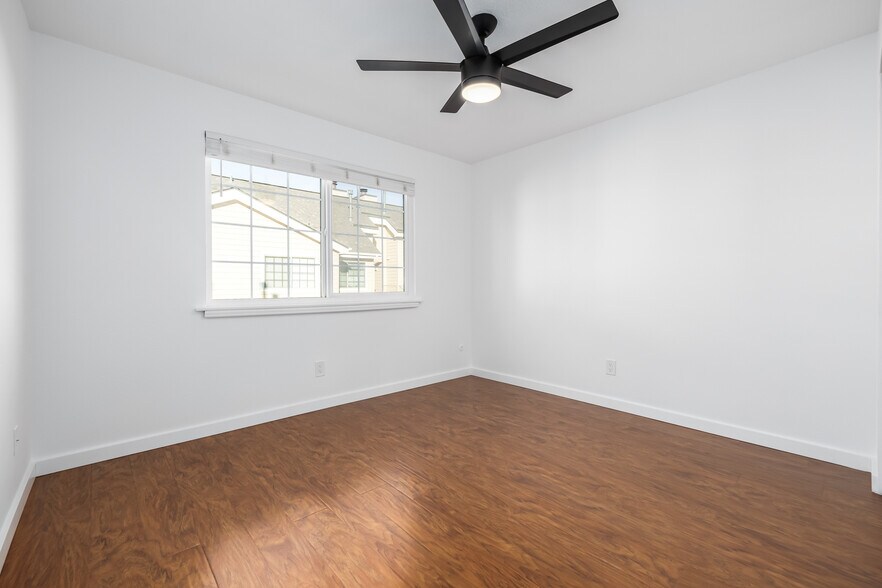 Building Photo - 4816 E Kentucky Ave