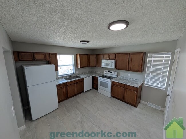 Primary Photo - 9152 W 78th Terrace