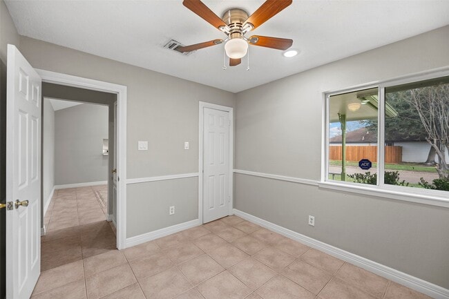 Building Photo - 13639 Tanvern Ln