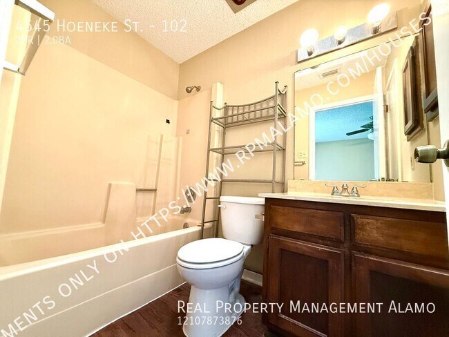Building Photo - 4545 Hoeneke Dr
