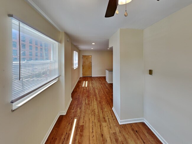 Building Photo - 31 Chittenden Ave