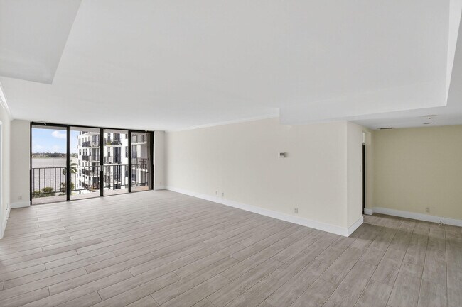 Building Photo - 3800 Washington Rd