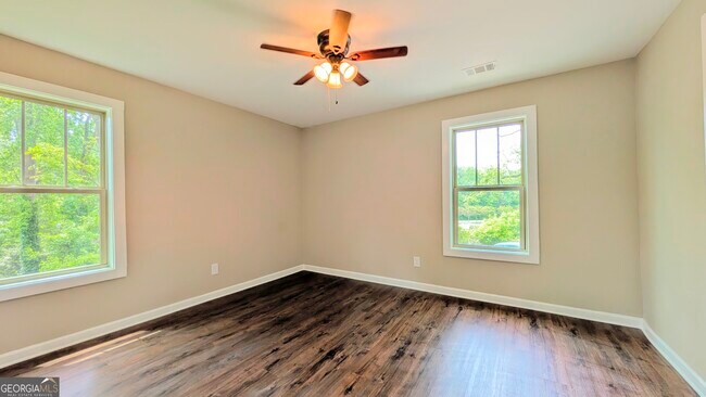 Building Photo - 763 Parkway Dr