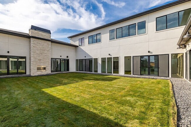 Building Photo - 12401 Rivendell Ct