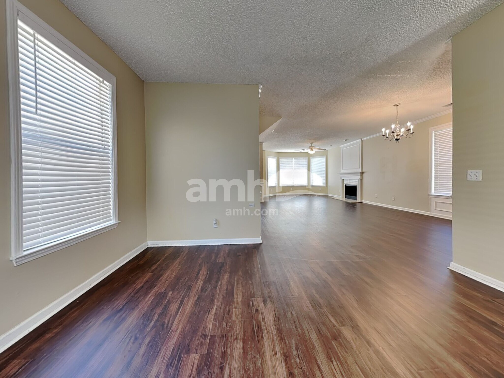 Building Photo - 620 College Park Cir