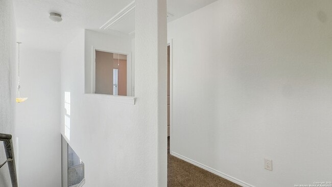 Building Photo - 2814 High Castle