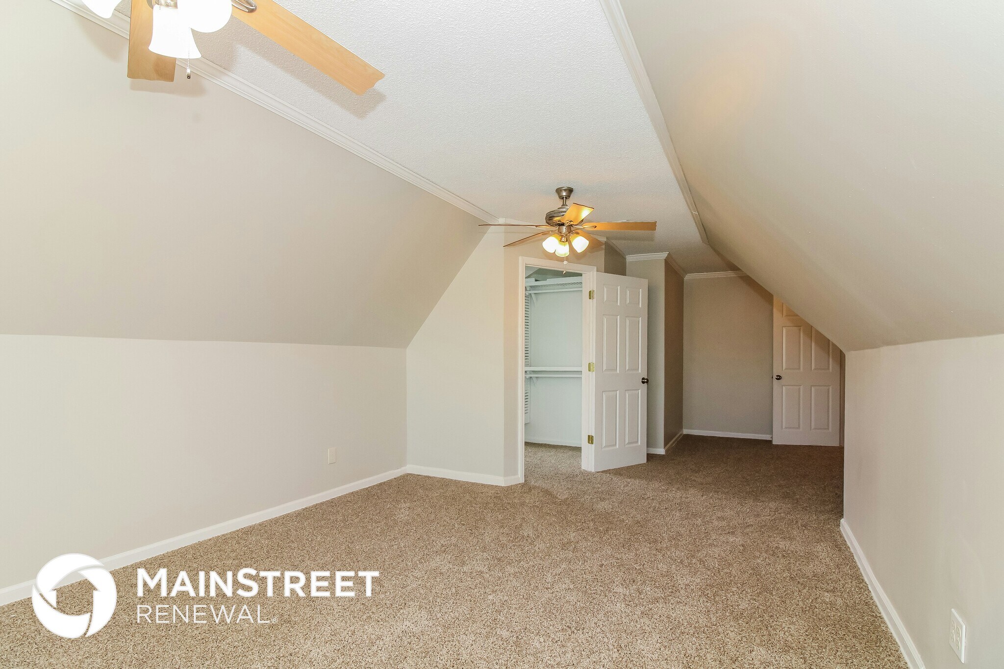 Building Photo - 7299 Pinnacle Oaks Dr