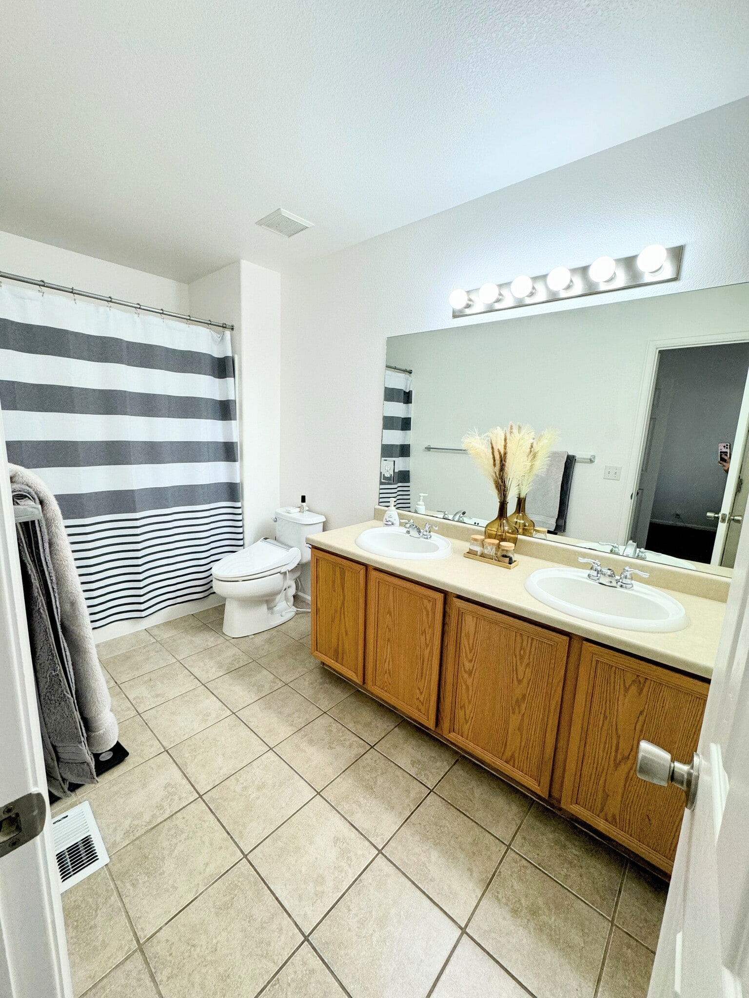 Building Photo - 2873 Tumblewood Grv