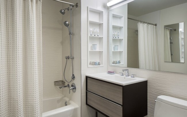 Building Photo - 10 City Point