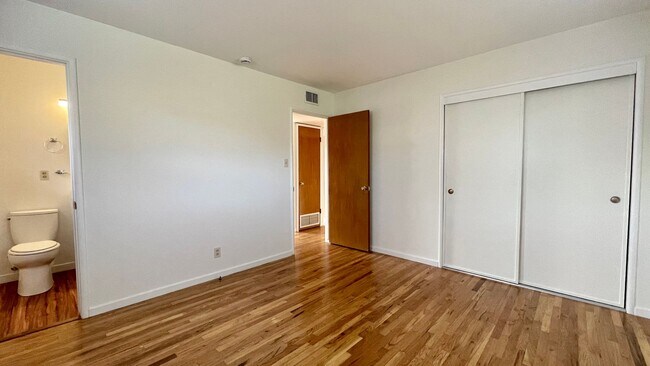 Building Photo - Single-Level in the Anholm Tract Downtown SLO with A/C and Great Backyard