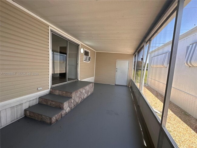 Building Photo - 2957 SW 54th St