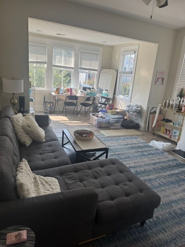 Building Photo - 2 Judith St