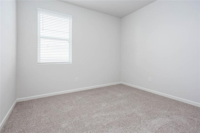 Building Photo - 65 Grv Spgs Ct