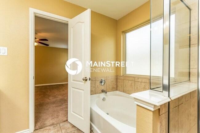 Building Photo - 3 Bedroom Pet-Friendly Home in Balch Springs, TX with Main Street Renewal