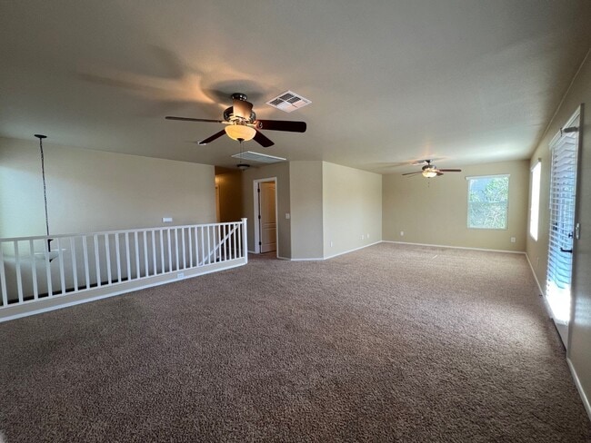 Building Photo - 3871 E Edna Dr