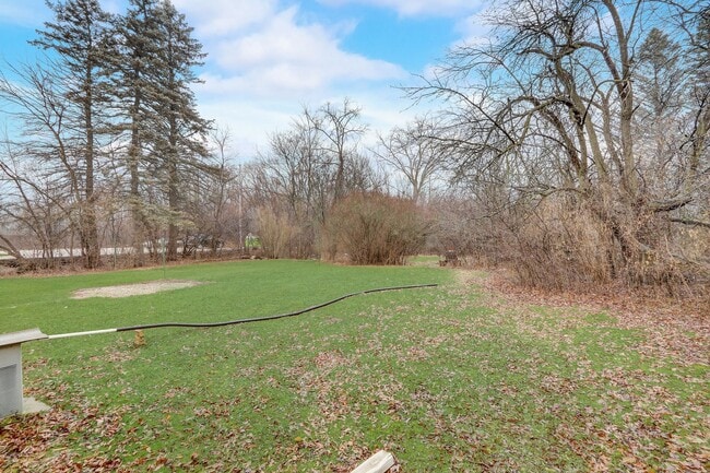 Building Photo - Charming 2BR/2BA Single Family Home!
