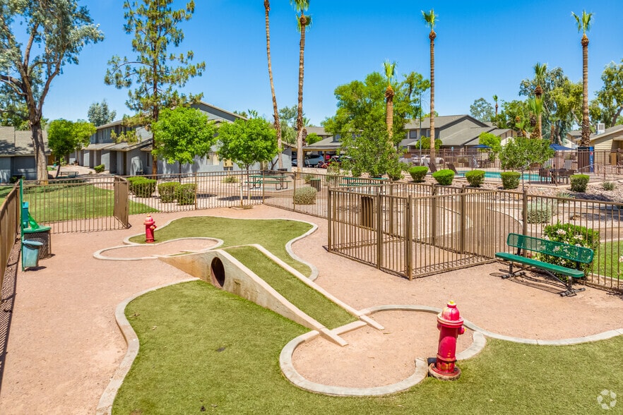 DOG PARK - Falcon Glen