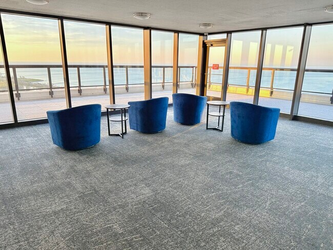 Building Photo - 1560 N Sandburg Terrace