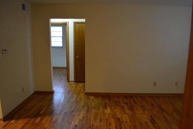 Building Photo - 1533 Elmwood Ave