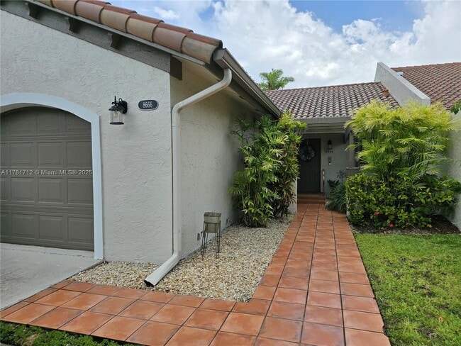 Building Photo - 8666 SW 114th Pl