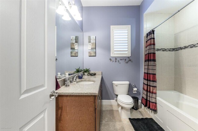 Building Photo - 10300 Tarpon Landings Terrace