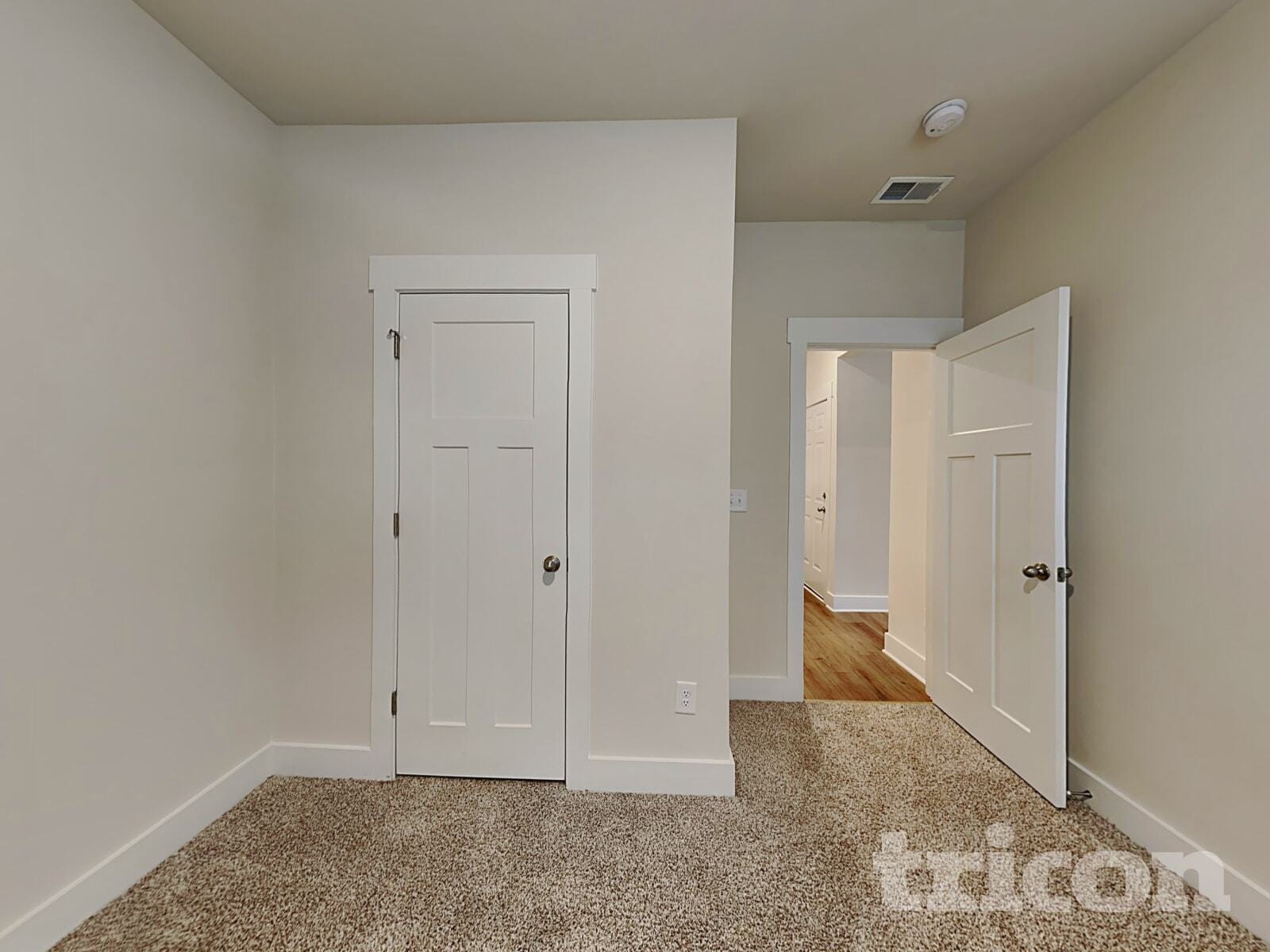 Building Photo - 300 Allenby Ln
