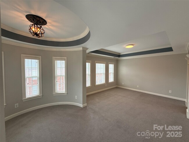 Building Photo - 2225 Camalier Ln