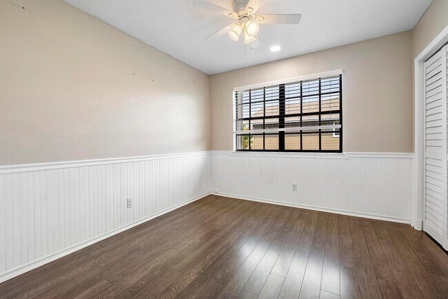 Building Photo - 10723 NW 10th St