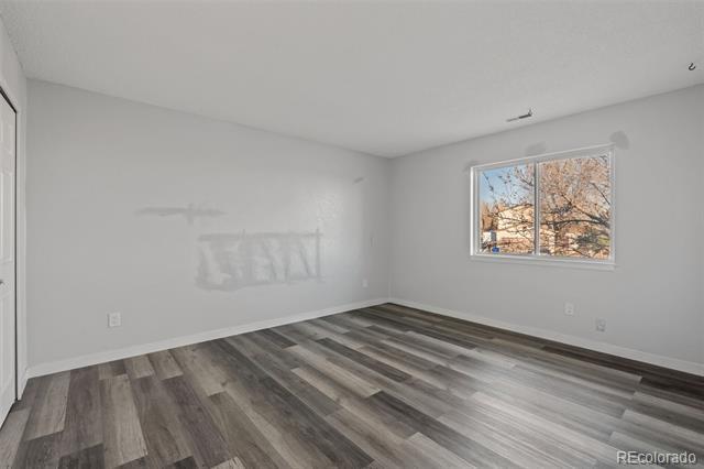 Building Photo - 3445 Cochran Dr