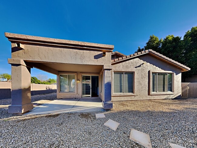 Building Photo - 6147 W Oraibi Dr