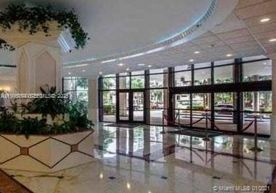 Building Photo - 3800 S Ocean Dr