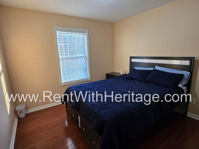 Building Photo - Gorgeous 5 Bd/ 3 Bath Including Full Finished Basement/ Spacious Yard with RV Parking/ Small Subd...