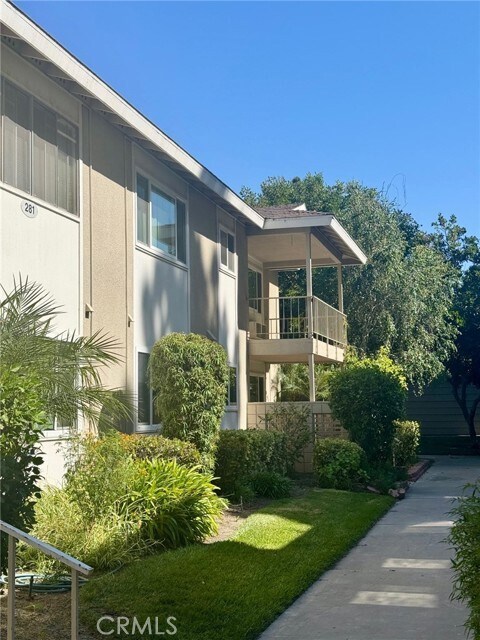 Building Photo - 281 Avenida Carmel