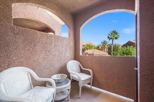 Building Photo - 3975 N Hualapai Way